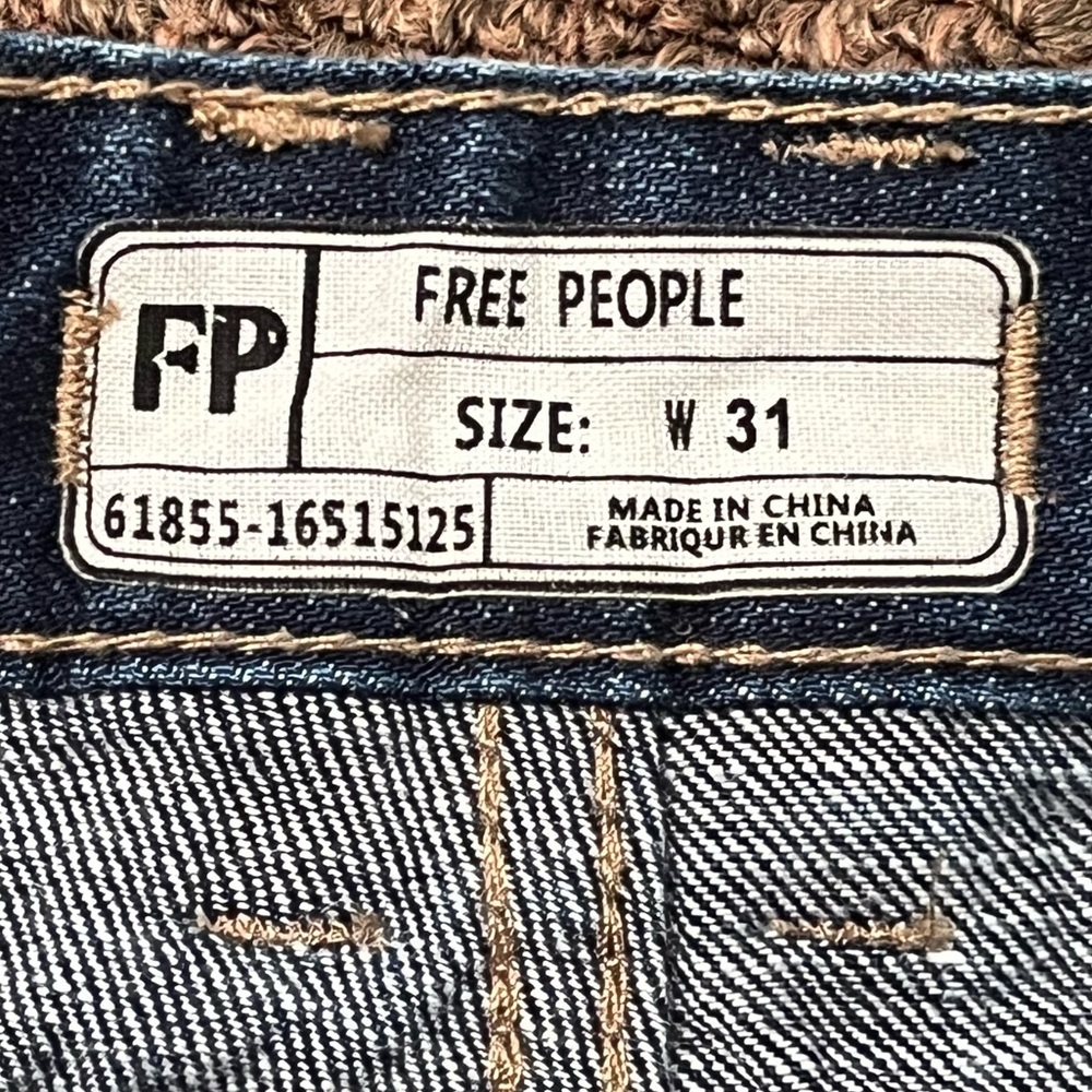 Free People New with Tags denim shorts - Picture 4 of 5